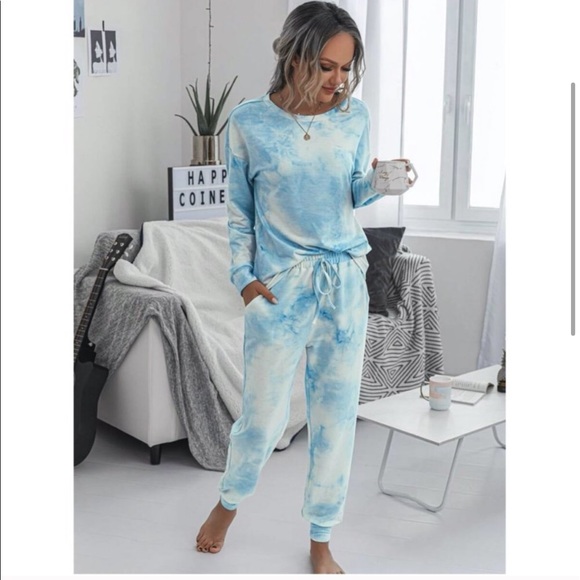 Blue Tie Dye Lounge Set - Picture 2 of 4